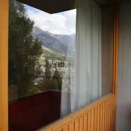 Apartament Eira *